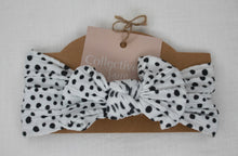 Load image into Gallery viewer, Spotty Cable Baby Headband