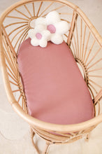 Load image into Gallery viewer, Kiin Heather Bamboo Cotton Bassinet / Change Pad Fitted Sheet