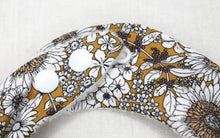 Load image into Gallery viewer, Tammy Headband &amp; Bib Set