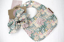 Load image into Gallery viewer, Lili Headband &amp; Bib Set