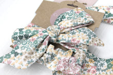 Load image into Gallery viewer, Lili Headband &amp; Bib Set