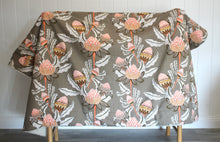 Load image into Gallery viewer, Alexis Blanket