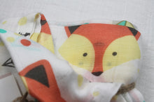 Load image into Gallery viewer, Fox &amp; Bear Bamboo &amp; Cotton Swaddle