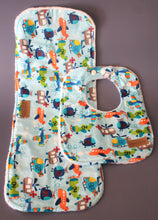Load image into Gallery viewer, Aircraft Bib &amp; Burp Cloth Gift Box