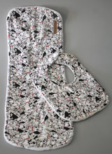 Load image into Gallery viewer, Darby Bib &amp; Burp Cloth Gift Box