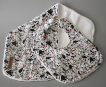 Load image into Gallery viewer, Darby Bib &amp; Burp Cloth Gift Box
