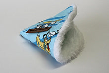 Load image into Gallery viewer, Marlow Wee Tee Pee