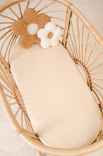 Load image into Gallery viewer, Kiin Oat Bamboo Cotton Bassinet / Change Pad Fitted Sheet