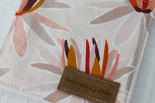 Load image into Gallery viewer, Peach Floral Square Wipe
