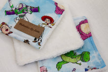 Load image into Gallery viewer, Andy Reusable Wipes Set