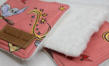 Load image into Gallery viewer, House Reusable Wipes Set