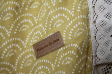 Load image into Gallery viewer, Rhain Bamboo &amp; Cotton Vintage Lace Blanket