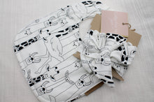 Load image into Gallery viewer, George Bib Headband &amp; Bib Set